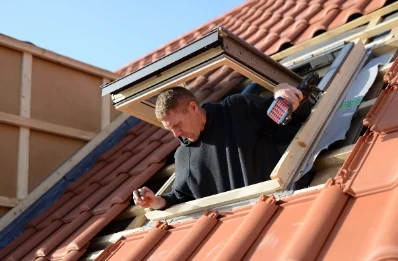 Pose de fenêtres de toit Velux à Saint-Floxel